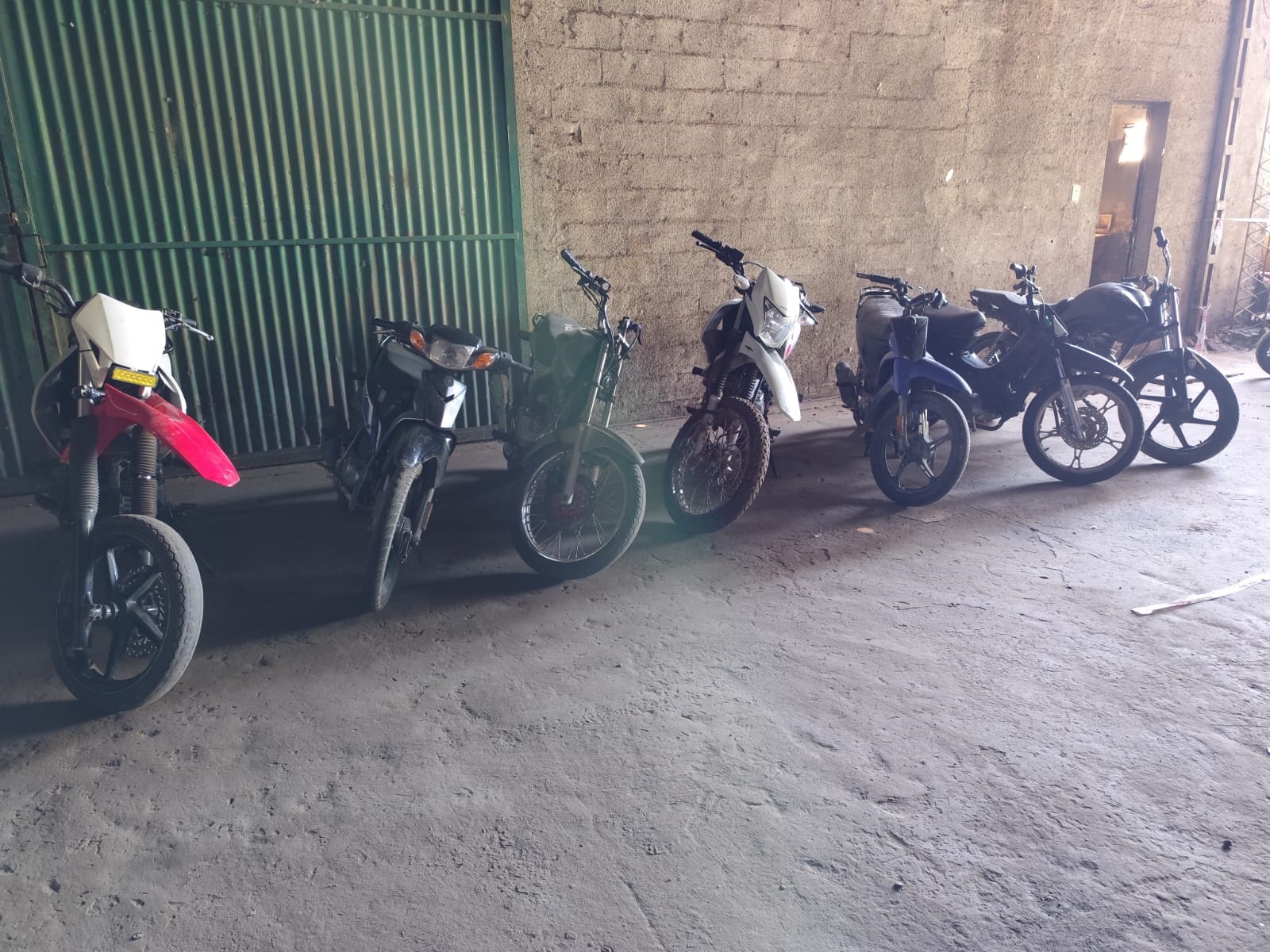 SECUESTRO DE MOTOS EN OPERATIVO DE TRANSITO